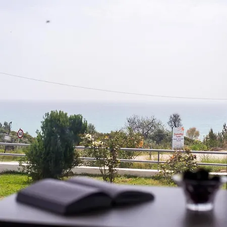 El Mare Seaside Retreats - Bespoke Luxury Getaways *